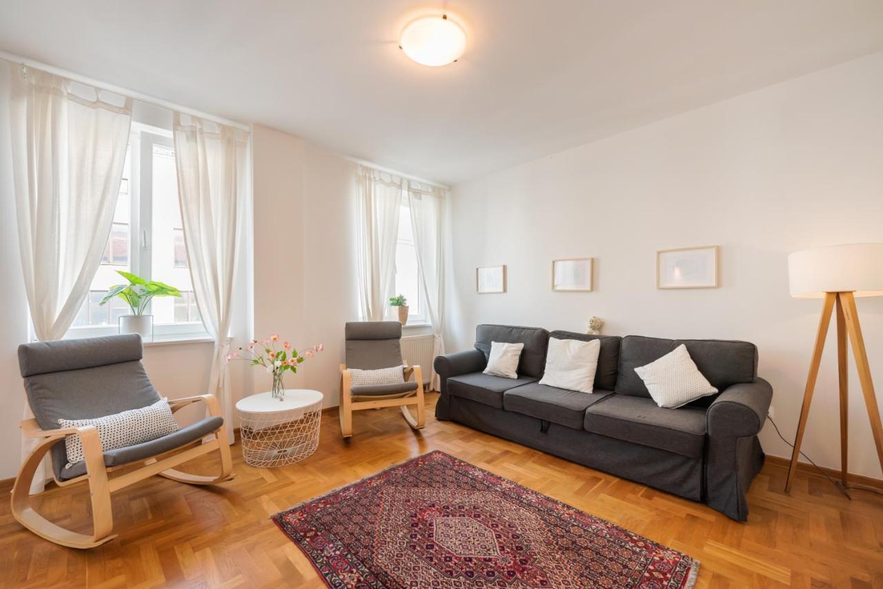 New Town Spacious Apartment 华沙 外观 照片