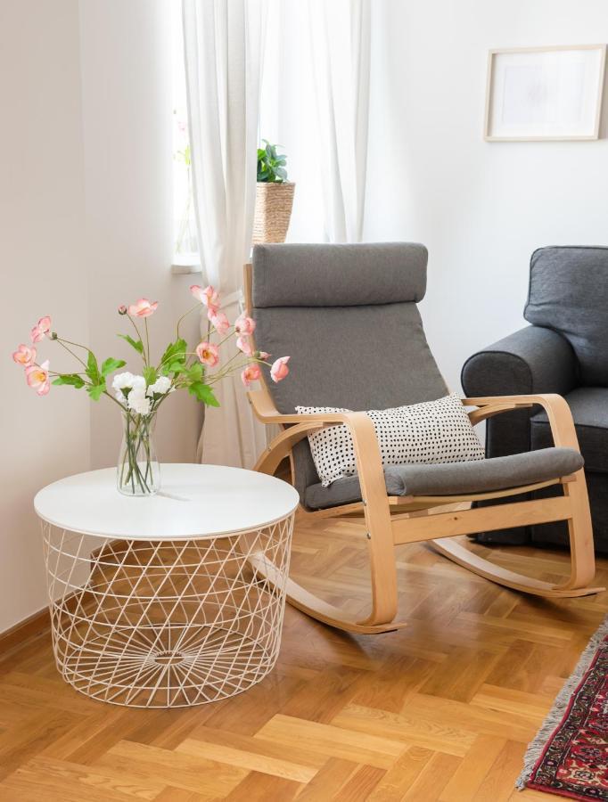 New Town Spacious Apartment 华沙 外观 照片