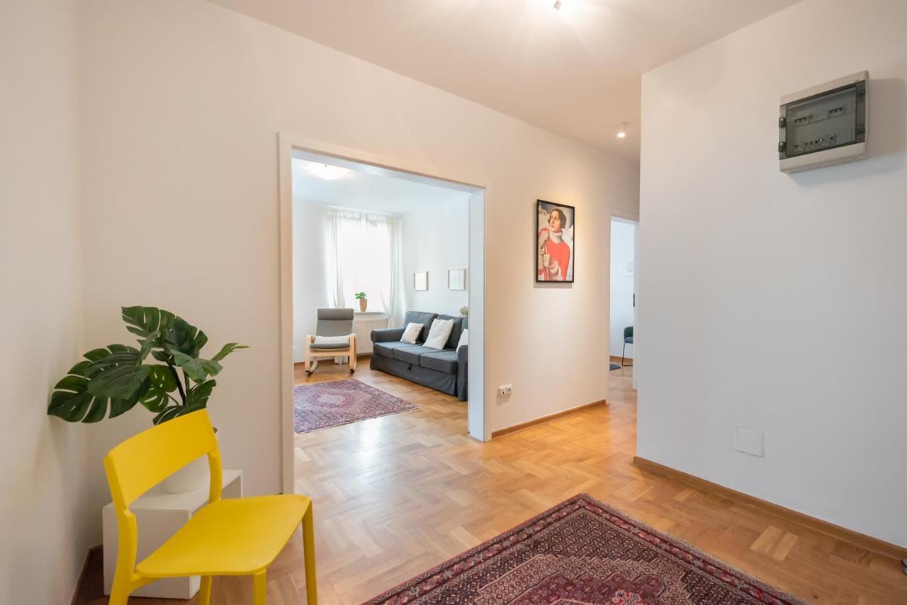 New Town Spacious Apartment 华沙 外观 照片